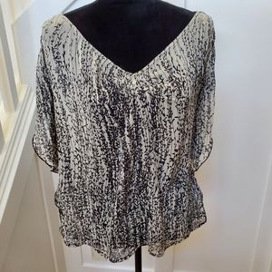 LOUBEN Portfolio short butterfly sleeve branch pattern sheer blouse